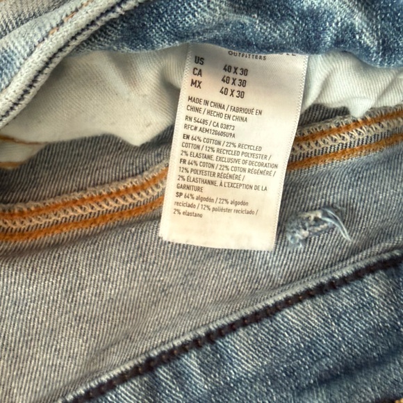 American Eagle Outfitters Sky Blue Relaxed Jeans - Picture 4 of 4